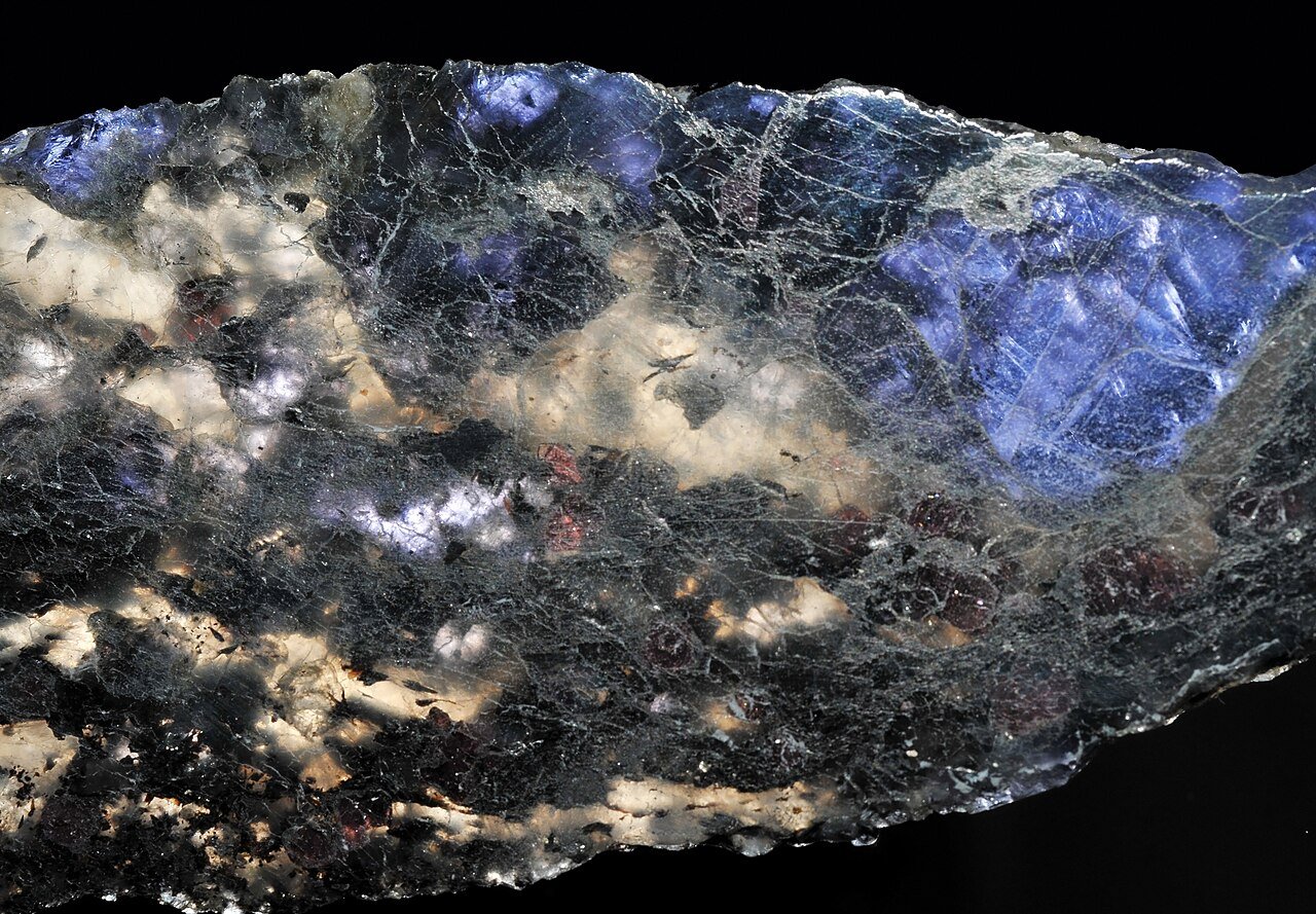 Iolite (Cordiérite)