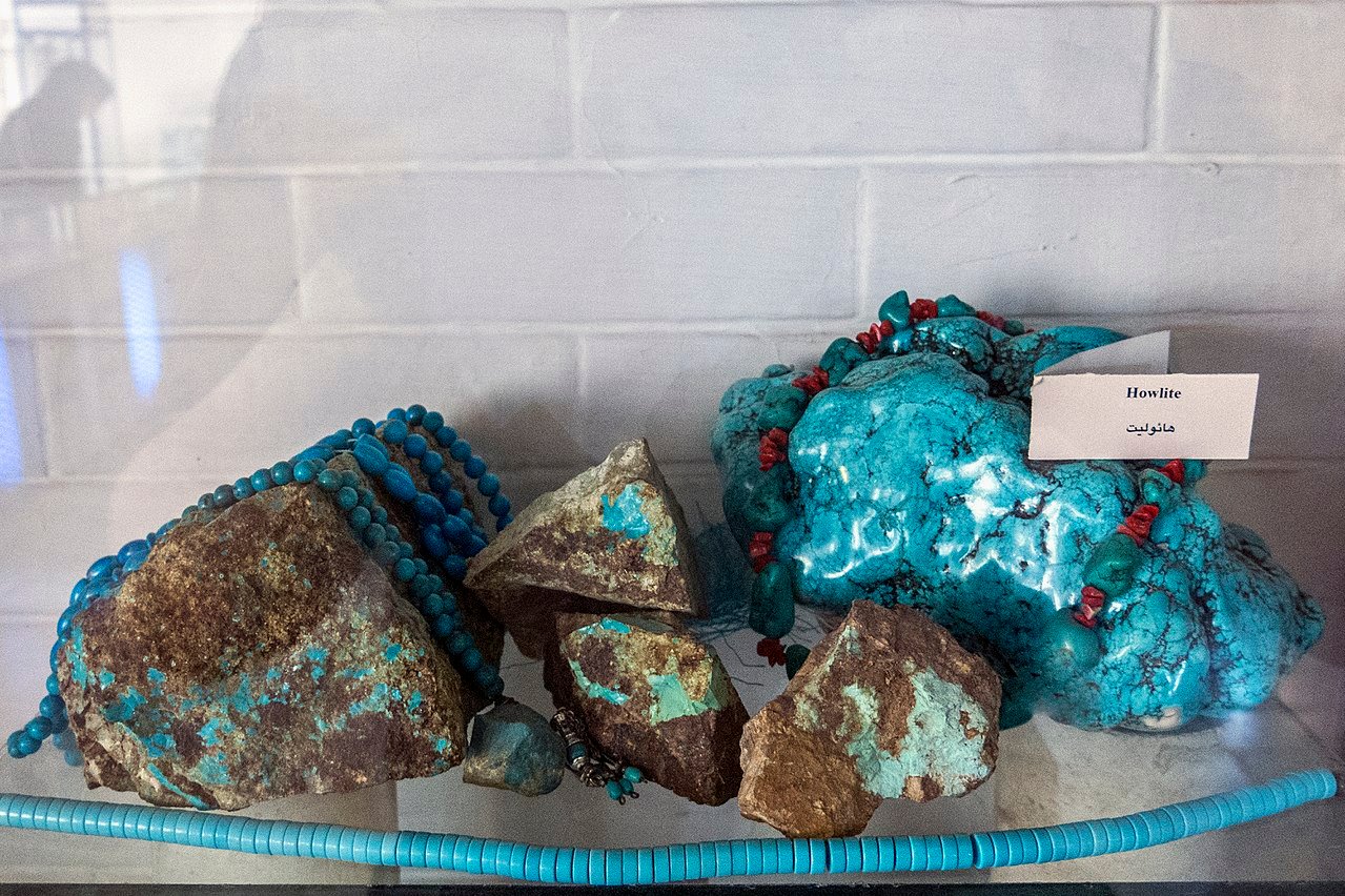 Howlite