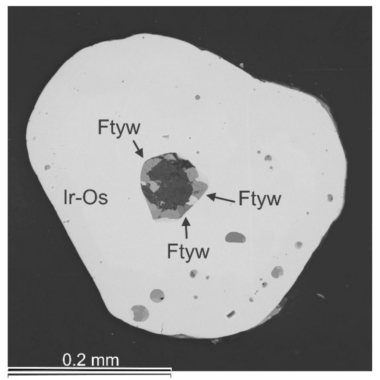 ferrotorryweiserite — spécimen minéral