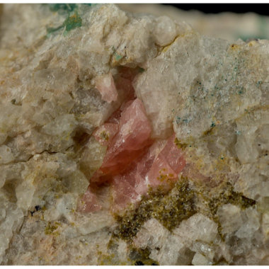 Kuliokite-(Y) — spécimen minéral