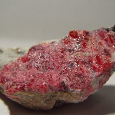 Eudialyte — spécimen minéral
