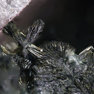 Manganrockbridgeite — spécimen minéral
