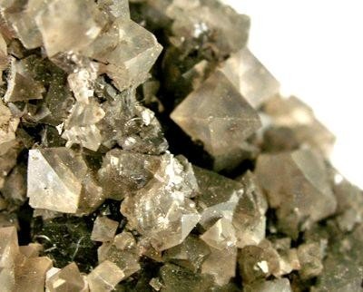 Sénarmontite