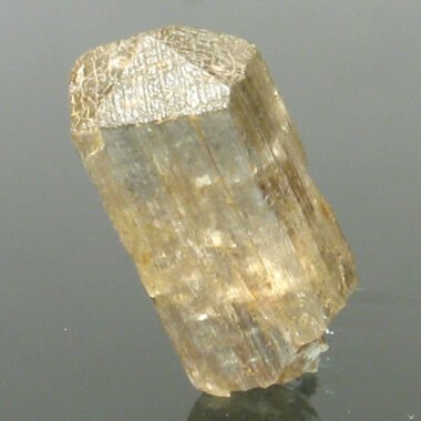 Scapolite — spécimen minéral